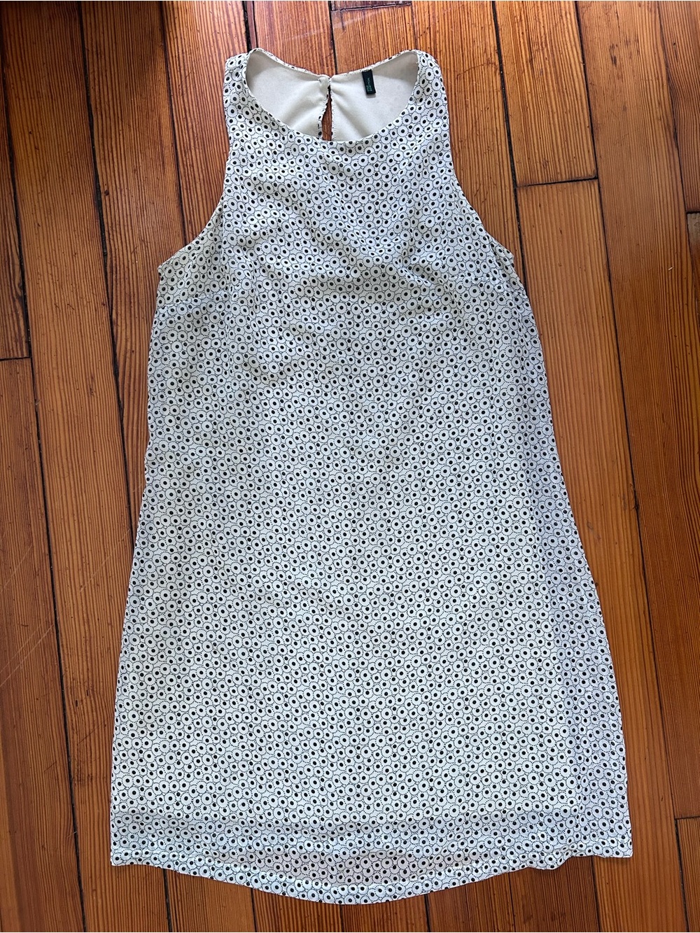 BENETTON • mini dress for summer adventures